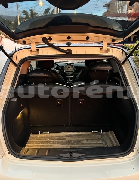 Big with watermark mini cooper tahiti faaa 5066