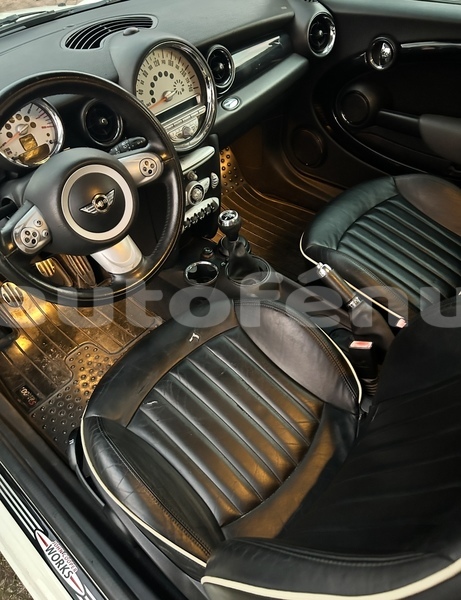 Big with watermark mini cooper tahiti faaa 5066