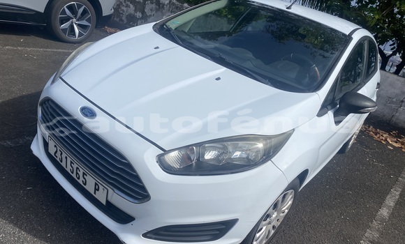 Buy Used Ford Fiesta White Car in Faaa in Tahiti Buy Used Ford Fiesta White Car in Faaa in Tahiti