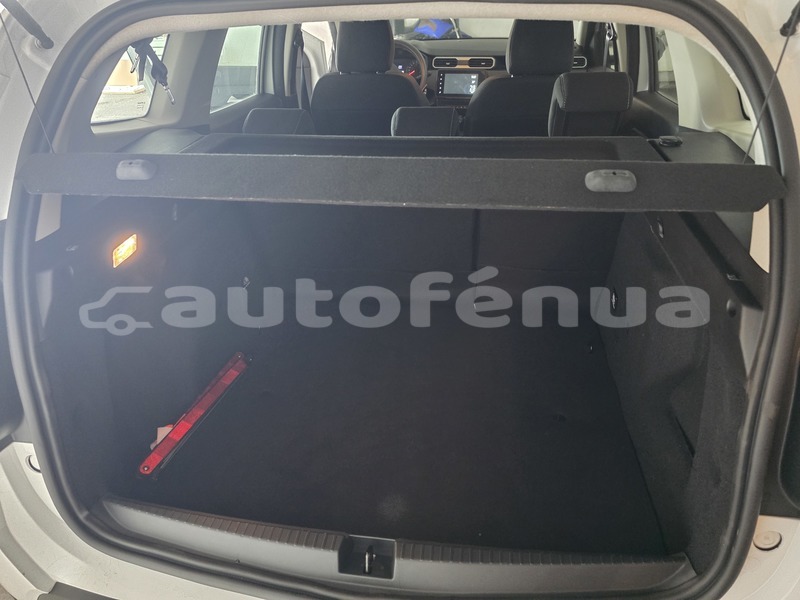 Big with watermark dacia duster tahiti faaa 5075