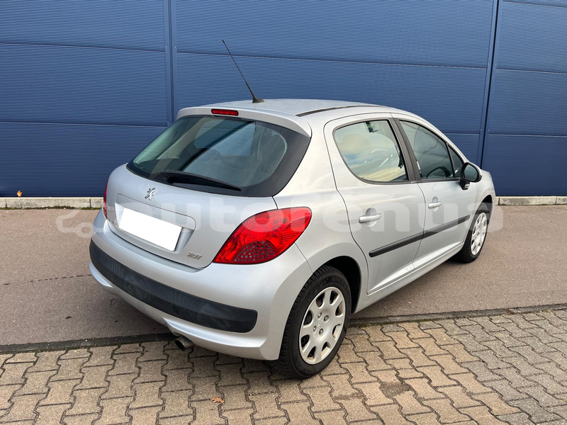 Big with watermark peugeot 207 tahiti papeete 5085