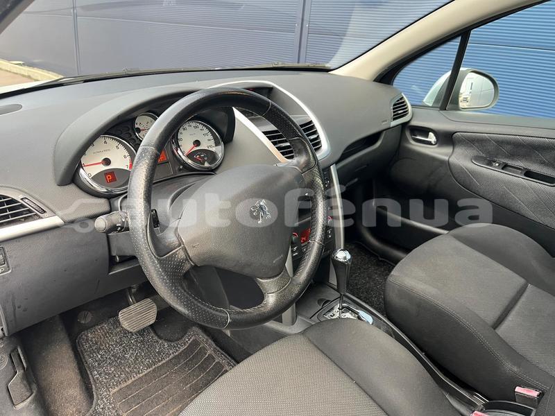 Big with watermark peugeot 207 tahiti papeete 5085