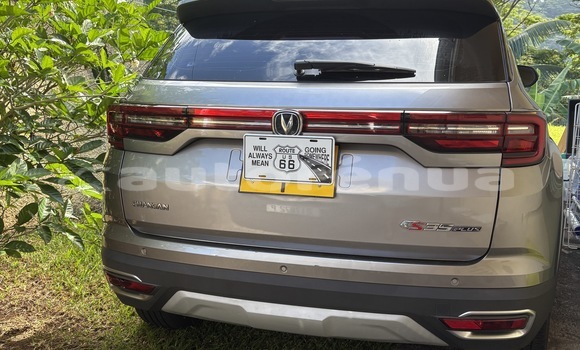 Acheter Occasion Voiture Changan CS35 Gris à Mahina, Tahiti Acheter Occasion Voiture Changan CS35 Gris à Mahina, Tahiti