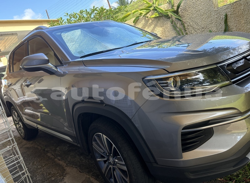 Big with watermark changan cs35 tahiti mahina 5100