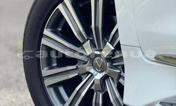 Acheter Occasion Voiture Lexus LX 570 Blanc à Faaa, Tahiti Acheter Occasion Voiture Lexus LX 570 Blanc à Faaa, Tahiti