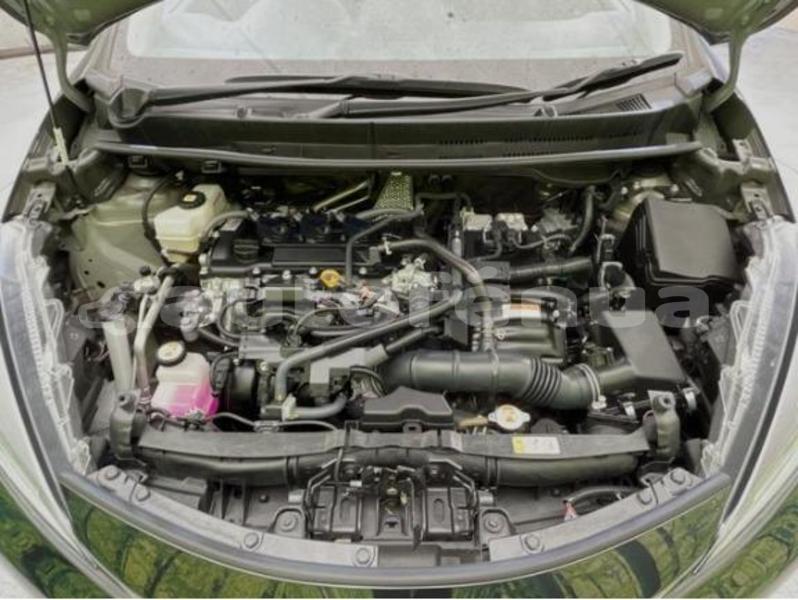 Big with watermark toyota aqua tahiti faaa 5111