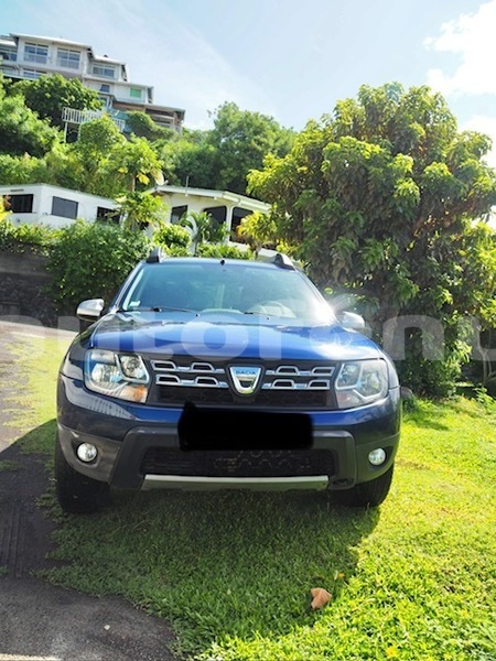 Big with watermark dacia duster tahiti faaa 5115