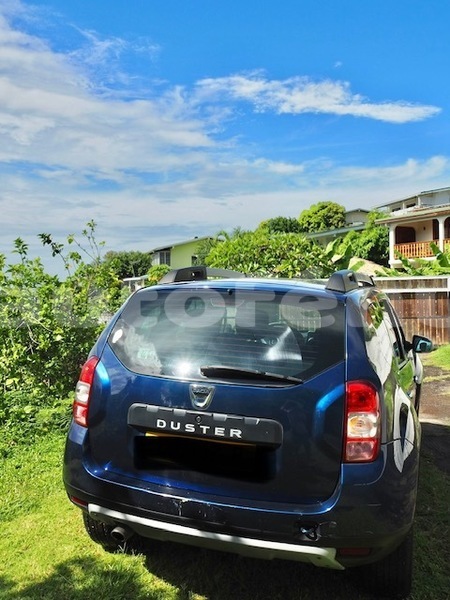 Big with watermark dacia duster tahiti faaa 5115