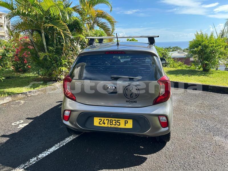 Big with watermark kia picanto tahiti punaauia 5116