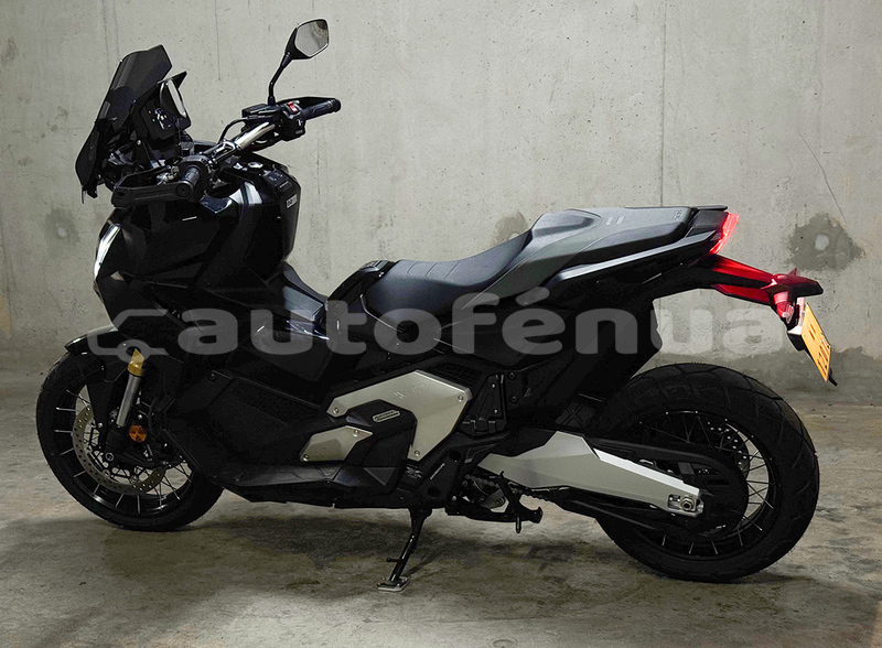 Big with watermark honda x adv tahiti pirae 5120