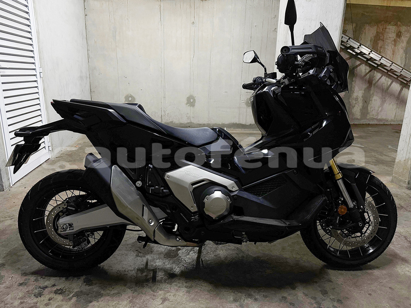 Big with watermark honda x adv tahiti pirae 5120