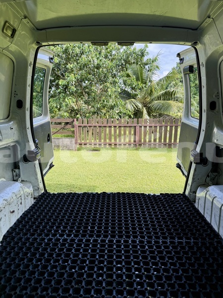 Big with watermark peugeot partner tahiti hitiaa o te ra 5123