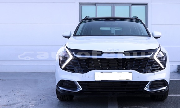 Buy Used Kia Sportage White Car in Punaauia in Tahiti Buy Used Kia Sportage White Car in Punaauia in Tahiti