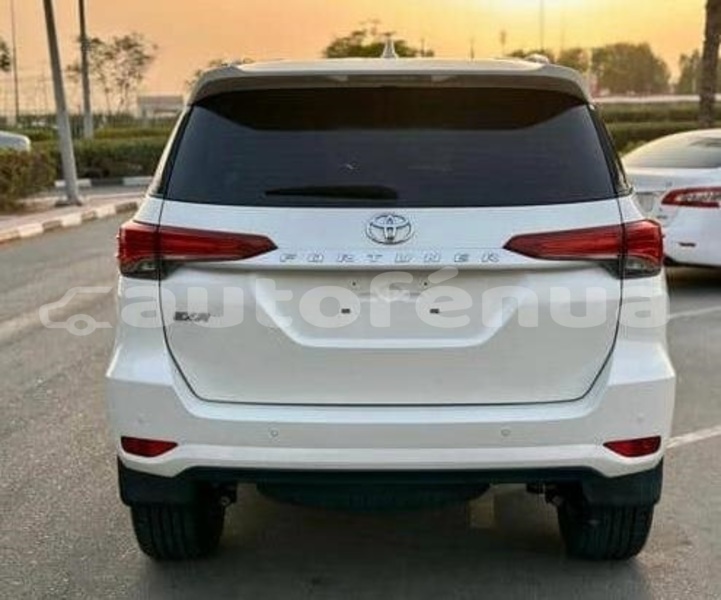 Big with watermark toyota fortuner marquesas atuona 5134