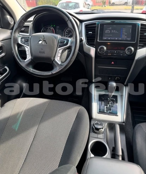 Big with watermark mitsubishi l200 marquesas hatiheu 5138