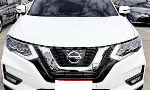 Buy Used Nissan Xtrail White Car in Apataki in Tuamotu Buy Used Nissan Xtrail White Car in Apataki in Tuamotu