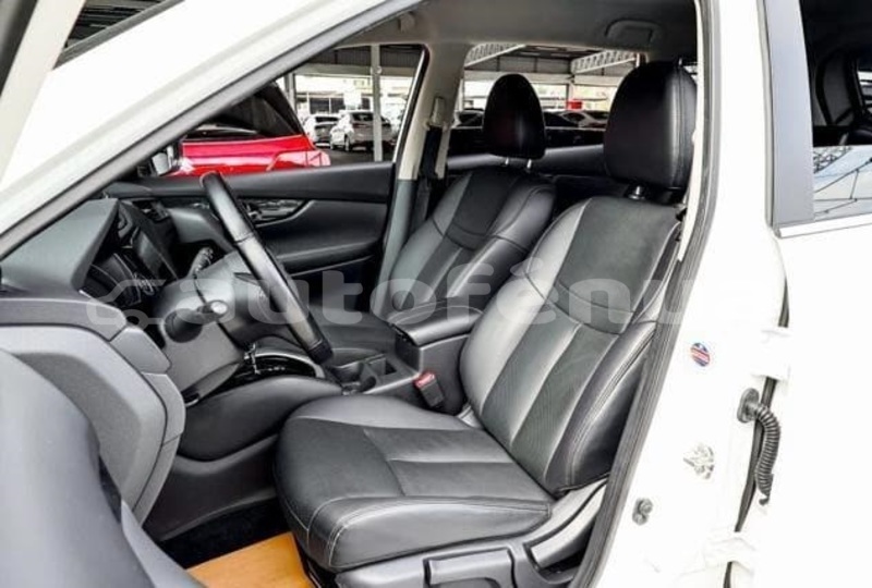 Big with watermark nissan xtrail tuamotu apataki 5139