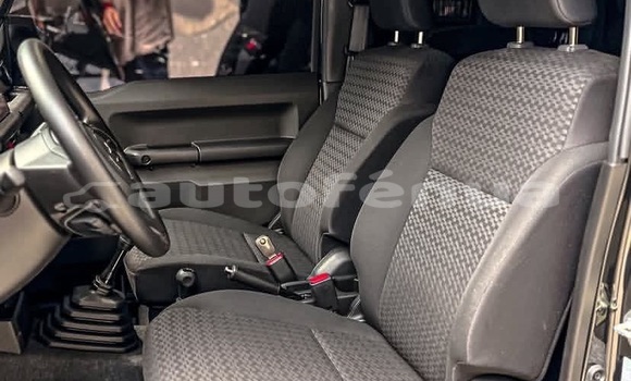 Acheter Occasion Voiture Suzuki Jimny Noir à Apataki, Tuamotu Acheter Occasion Voiture Suzuki Jimny Noir à Apataki, Tuamotu