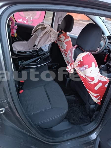 Big with watermark peugeot 208 tahiti papeete 5142