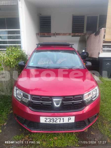 Big with watermark dacia sandero tahiti mahina 5145