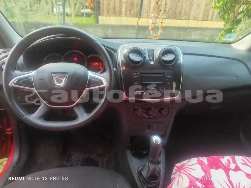 Big with watermark dacia sandero tahiti mahina 5145