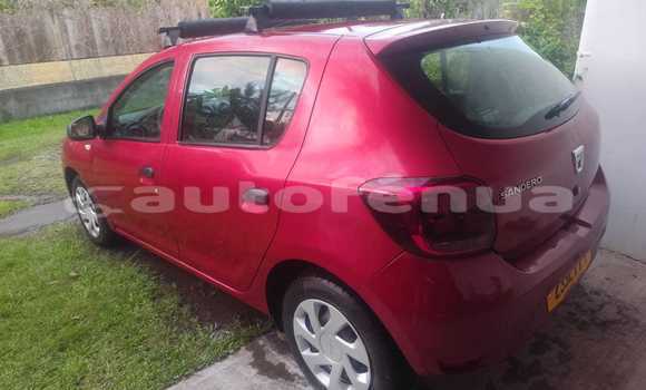 Acheter Occasion Voiture Dacia Sandero Rouge à Mahina, Tahiti Acheter Occasion Voiture Dacia Sandero Rouge à Mahina, Tahiti