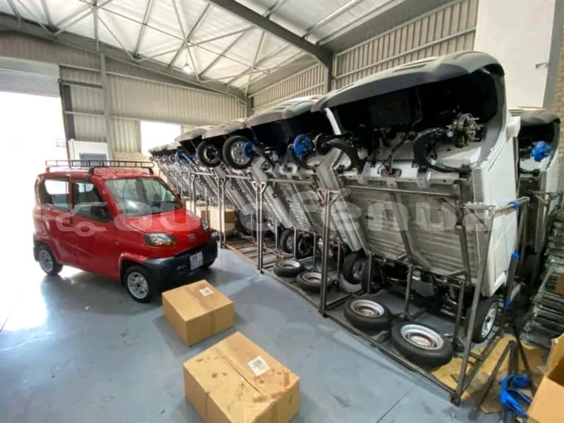 Big with watermark bajaj qute tuamotu takaroa 5146