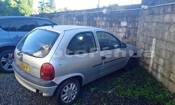 Acheter Occasion Voiture Opel Corsa Gris à Paea, Tahiti