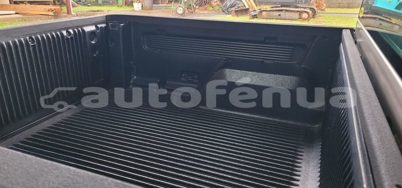 Big with watermark mazda bt 50 tahiti paea 5150