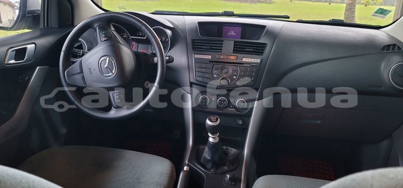 Big with watermark mazda bt 50 tahiti paea 5150