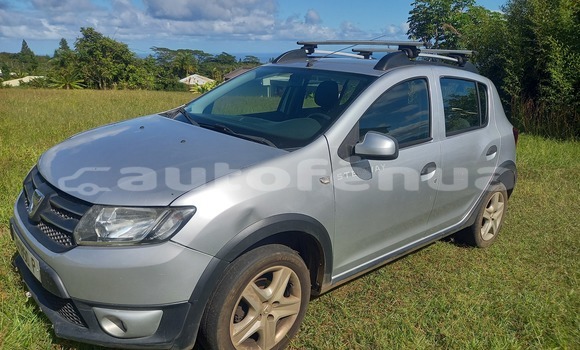 Acheter Occasion Voiture Dacia Sandero Gris à Taiarapu, Tahiti Acheter Occasion Voiture Dacia Sandero Gris à Taiarapu, Tahiti