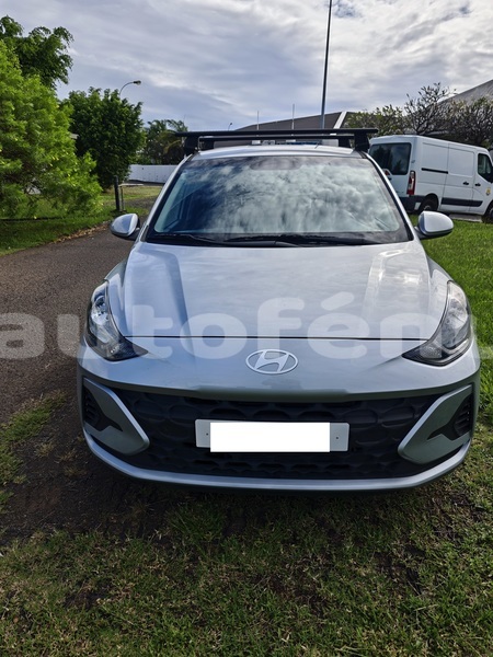 Big with watermark hyundai i10 tahiti pirae 5154