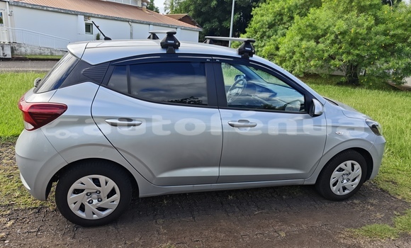 Acheter Occasion Voiture Hyundai i10 Gris à Pirae, Tahiti Acheter Occasion Voiture Hyundai i10 Gris à Pirae, Tahiti