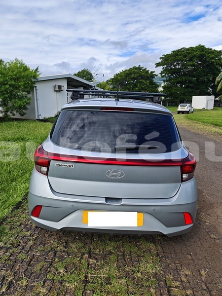 Big with watermark hyundai i10 tahiti pirae 5154