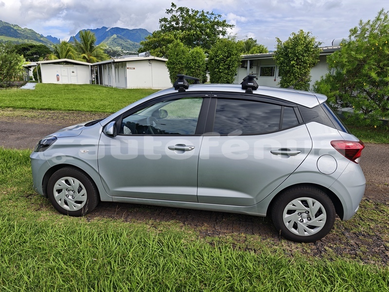 Big with watermark hyundai i10 tahiti pirae 5154