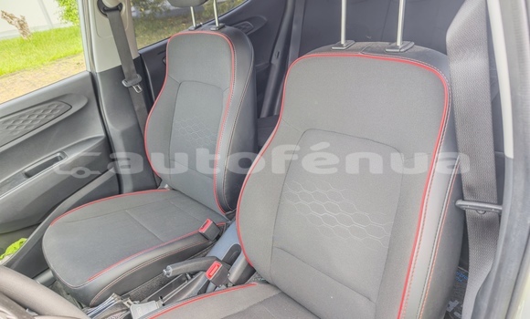 Acheter Occasion Voiture Hyundai i10 Gris à Pirae, Tahiti Acheter Occasion Voiture Hyundai i10 Gris à Pirae, Tahiti
