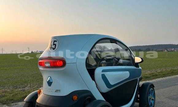 Acheter Neuf Voiture Renault Twizy Blanc à Faaa, Tahiti Acheter Neuf Voiture Renault Twizy Blanc à Faaa, Tahiti