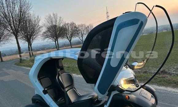 Acheter Neuf Voiture Renault Twizy Blanc à Faaa, Tahiti Acheter Neuf Voiture Renault Twizy Blanc à Faaa, Tahiti