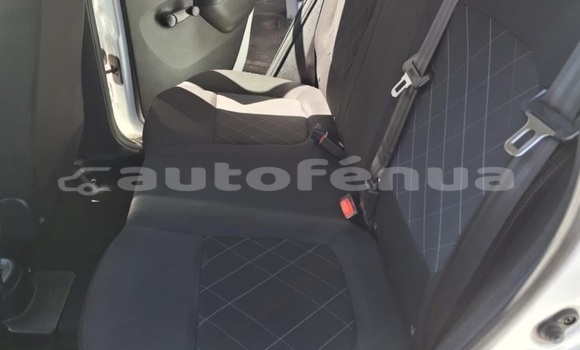Acheter Occasion Voiture Renault KWID Blanc à Papeete, Tahiti Acheter Occasion Voiture Renault KWID Blanc à Papeete, Tahiti