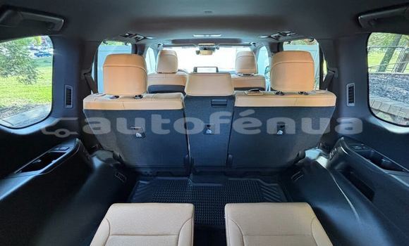 Acheter Occasion Voiture Lexus LX Blanc à Arutua, Tuamotu Acheter Occasion Voiture Lexus LX Blanc à Arutua, Tuamotu