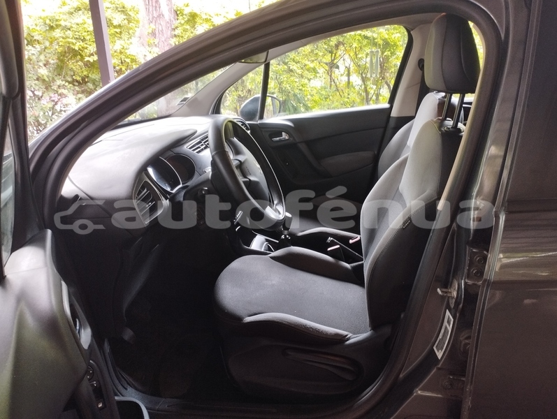 Big with watermark citroen c3 tahiti papeete 5168