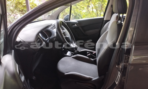 Buy Used Citroen C3 Silver Car in Papeete in Tahiti Buy Used Citroen C3 Silver Car in Papeete in Tahiti