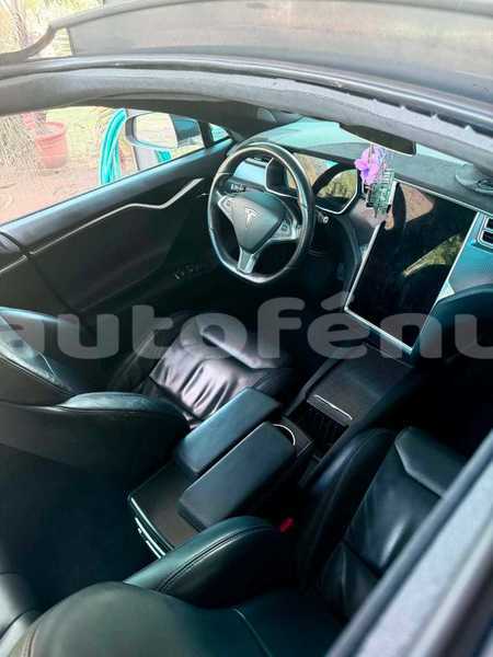 Big with watermark tesla model s tahiti papeete 5169