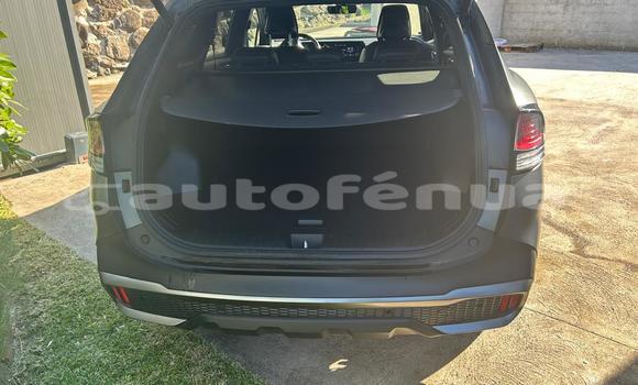 Buy Used Kia Sportage Black Car in Bora–Bora in Bora-Bora Buy Used Kia Sportage Black Car in Bora–Bora in Bora-Bora