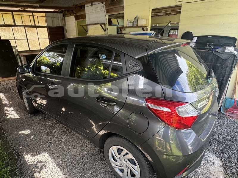 Big with watermark hyundai i10 tahiti papeete 5182