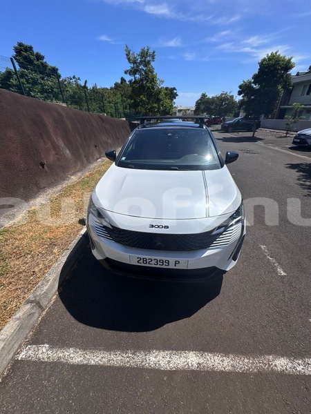 Big with watermark peugeot 3008 tahiti papeete 5190
