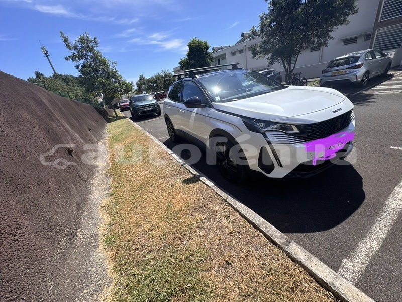 Big with watermark peugeot 3008 tahiti papeete 5190