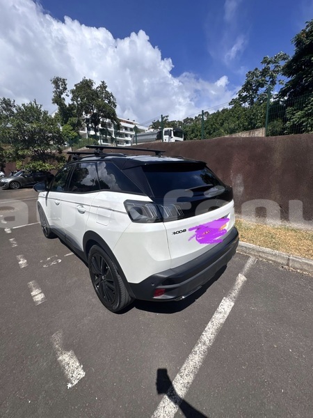 Big with watermark peugeot 3008 tahiti papeete 5190