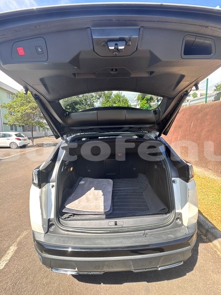 Big with watermark peugeot 3008 tahiti papeete 5190