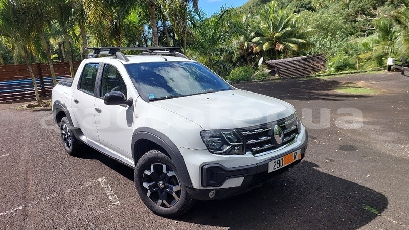 Big with watermark renault duster moorea moorea 5192